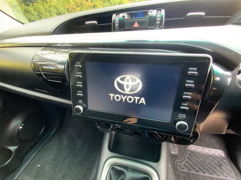 Used Toyota Hilux 2023 for sale - 76245457: Photo 29