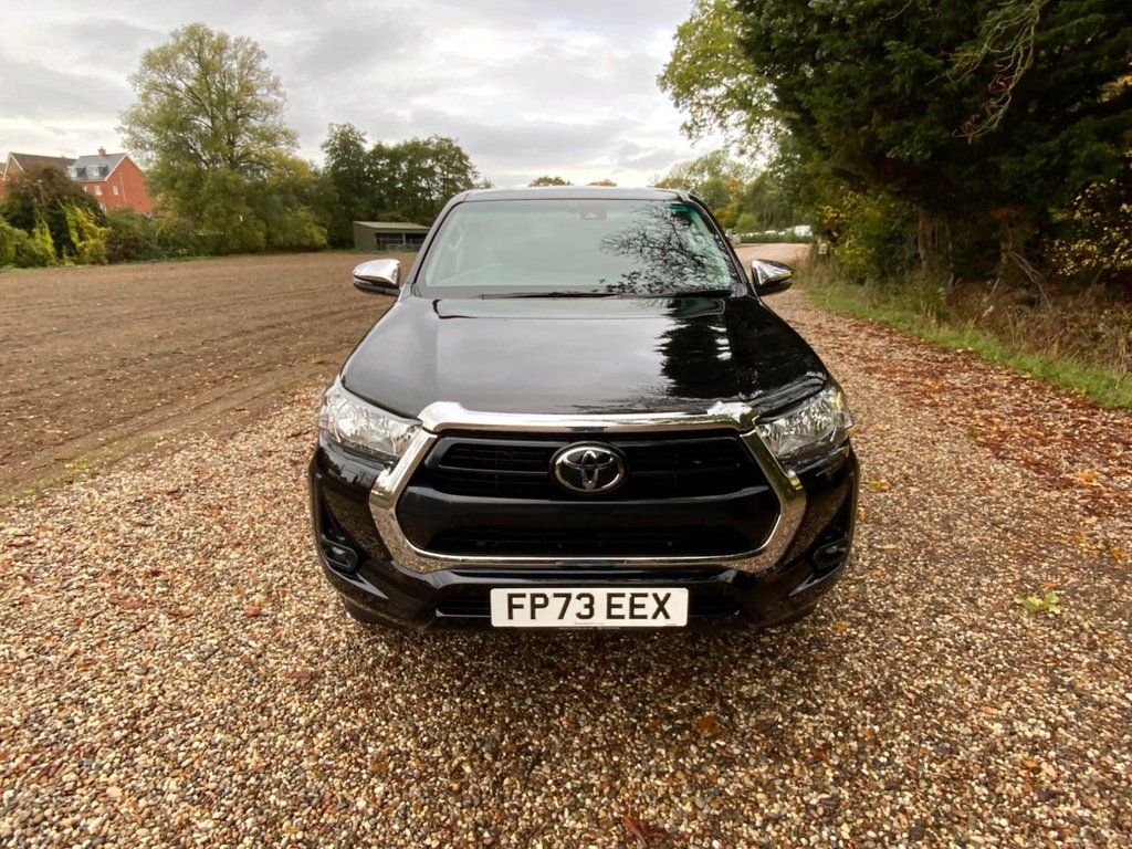 Used Toyota Hilux 2023 for sale - 76245457: Photo 3