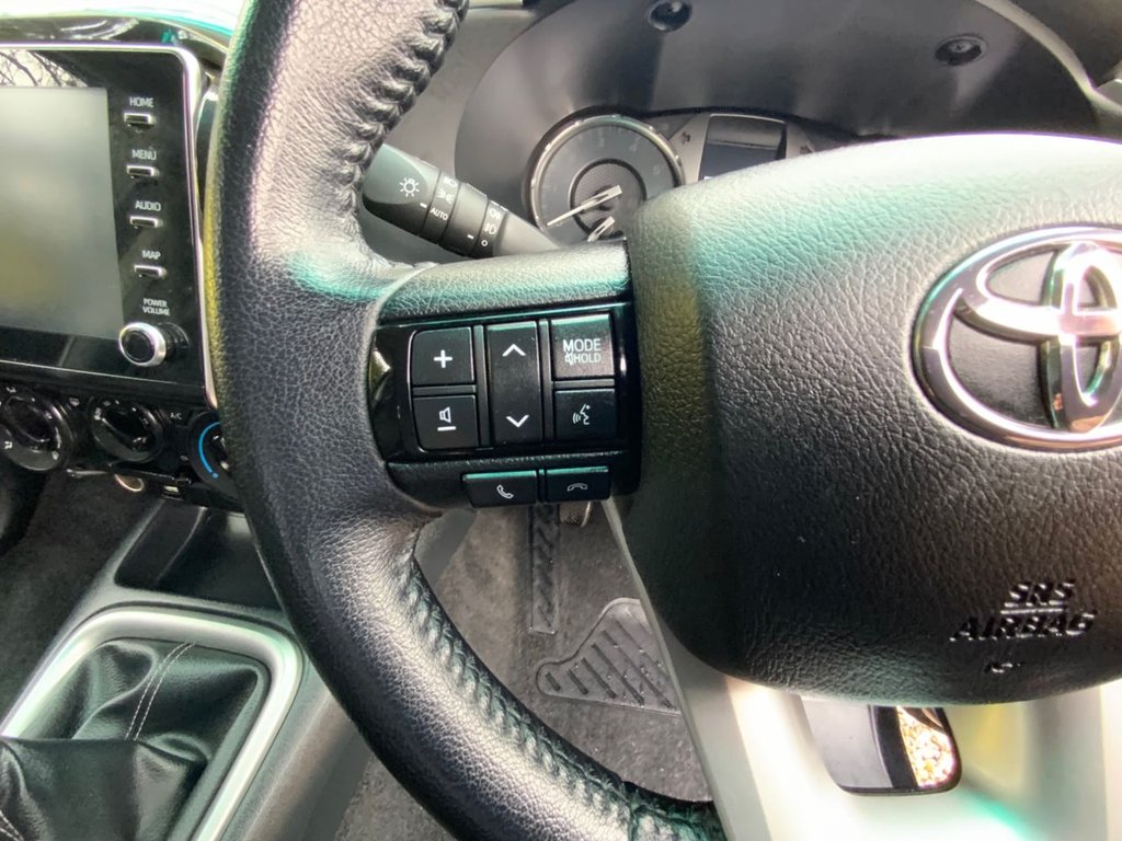 Used Toyota Hilux 2023 for sale - 76245457: Photo 31