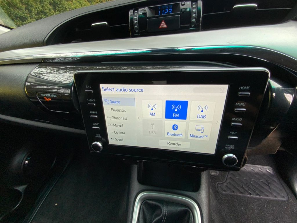 Used Toyota Hilux 2023 for sale - 76245457: Photo 36