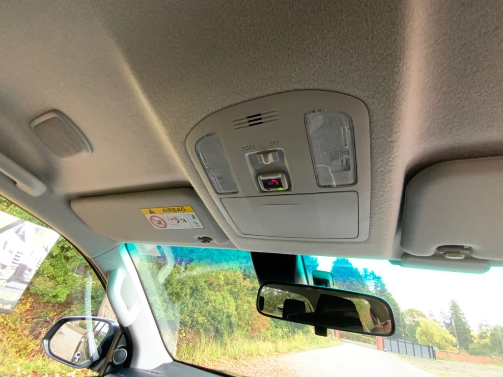 Used Toyota Hilux 2023 for sale - 76245457: Photo 39