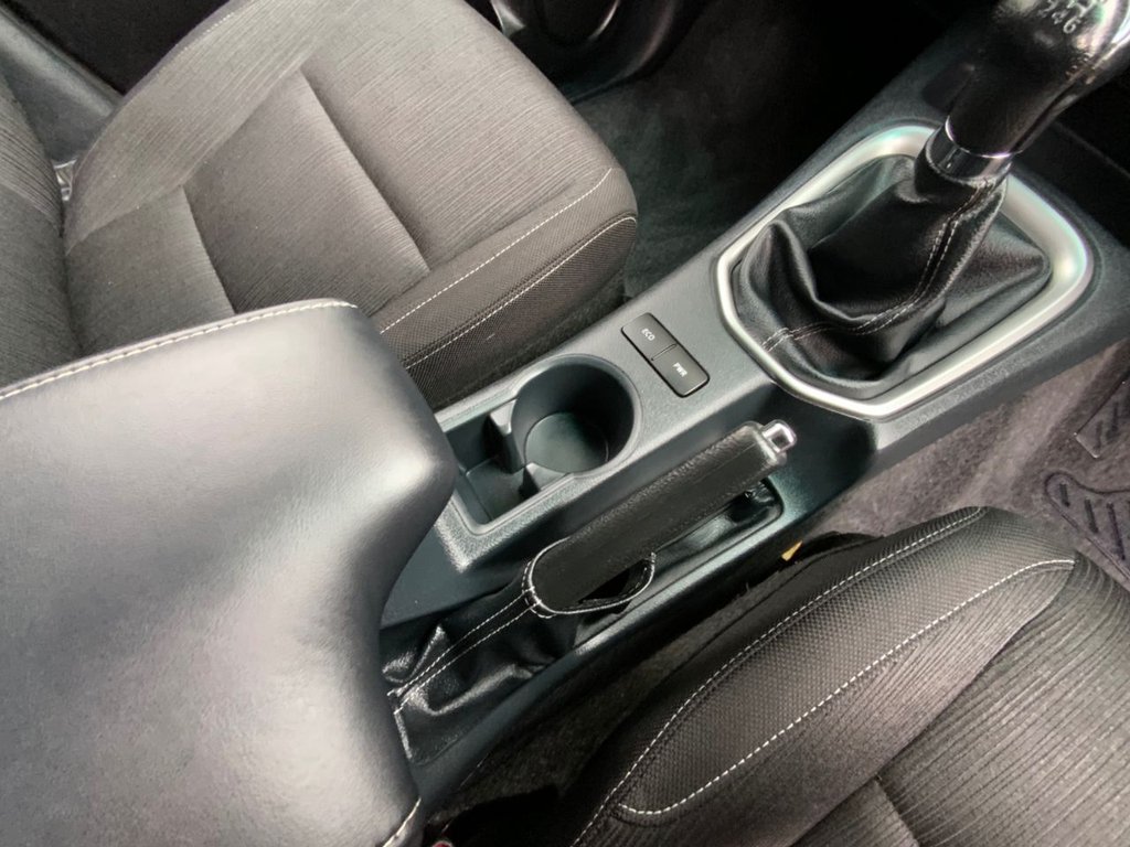 Used Toyota Hilux 2023 for sale - 76245457: Photo 41