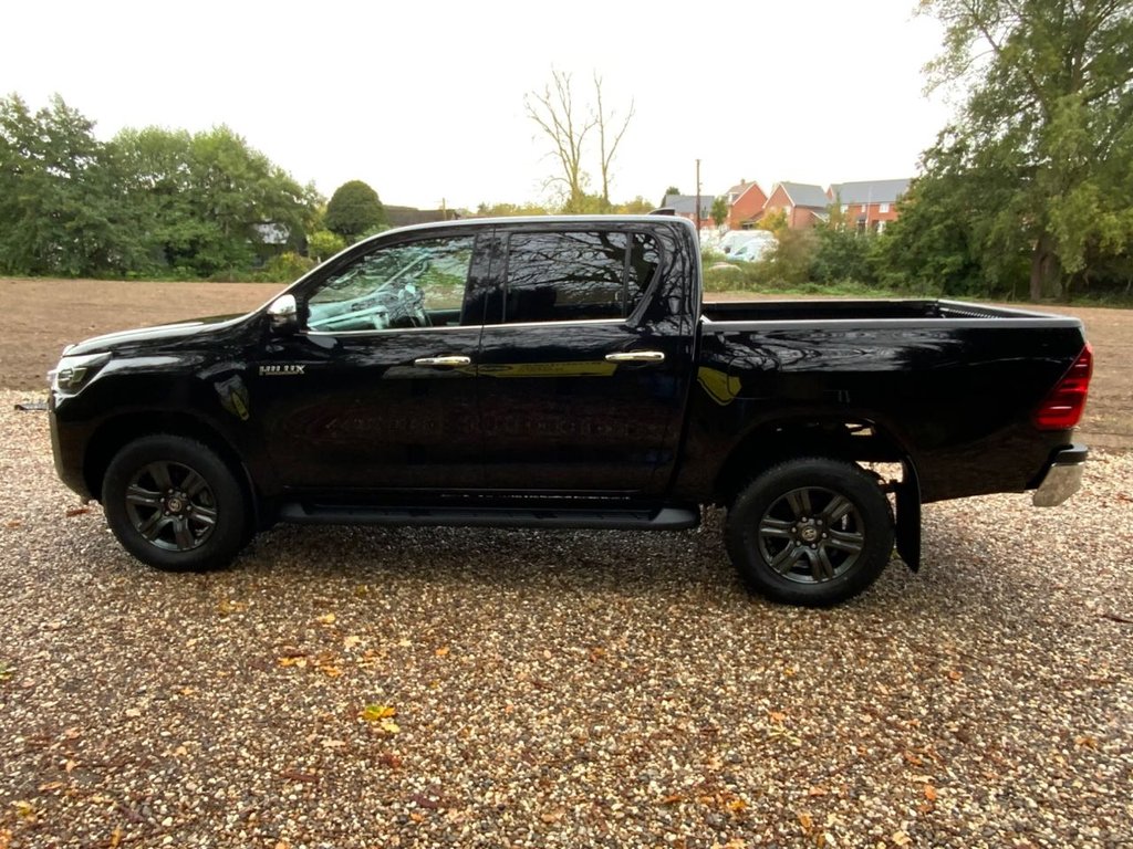 Used Toyota Hilux 2023 for sale - 76245457: Photo 7