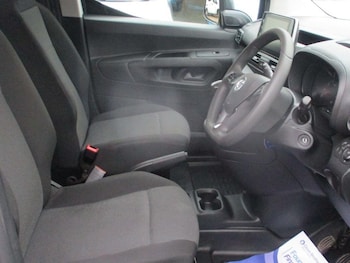 Used Vauxhall Combo 2023 for sale - 78677856: Photo