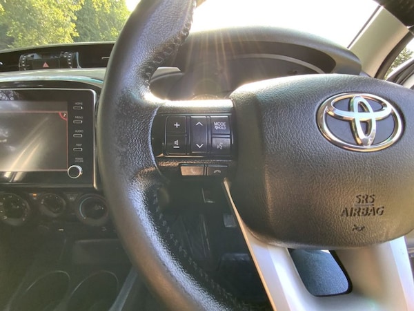 Used Toyota Hilux 2021 for sale - 75541393: Photo 34