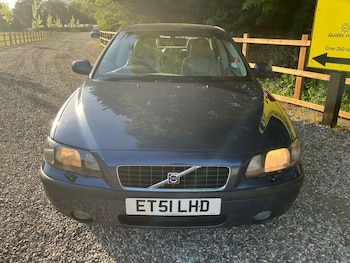 Used Volvo S60 2002 for sale - 78677863: Photo