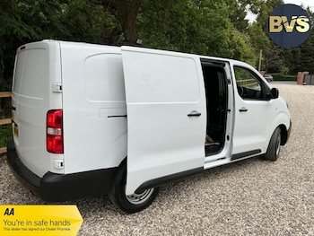 Used Vauxhall Vivaro 2023 for sale - 78818695: Photo