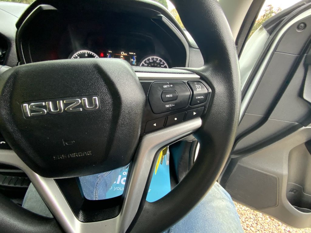 Used Isuzu D-Max 2021 for sale - 76380052: Photo 25