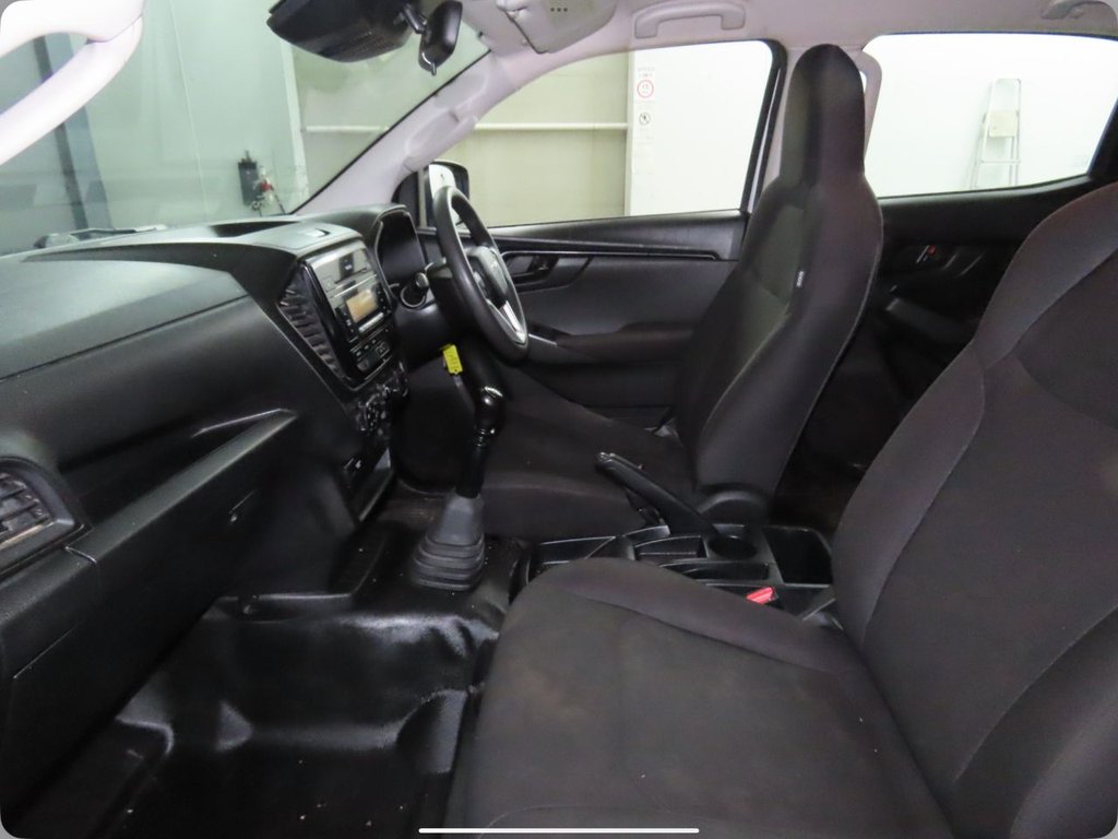 Used Isuzu D-Max 2021 for sale - 76380052: Photo 8