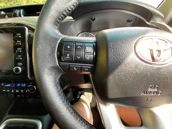 Used Toyota Hilux 2021 for sale - 75515953: Photo 34