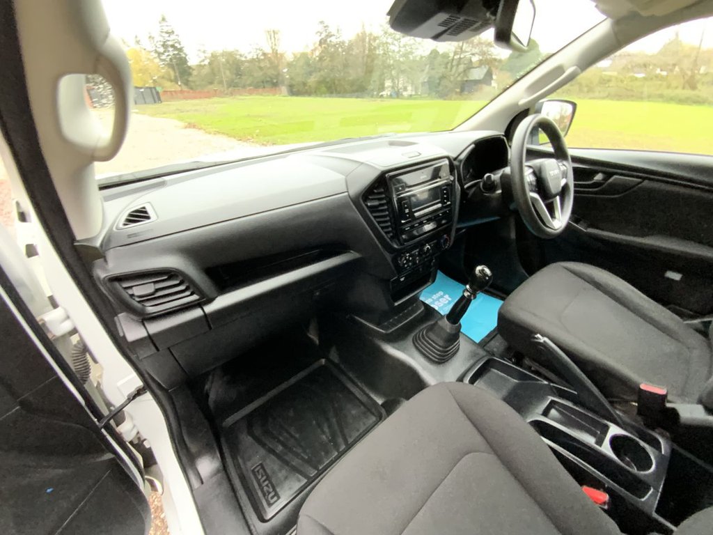 Used Isuzu D-Max 2022 for sale - 76617610: Photo 17