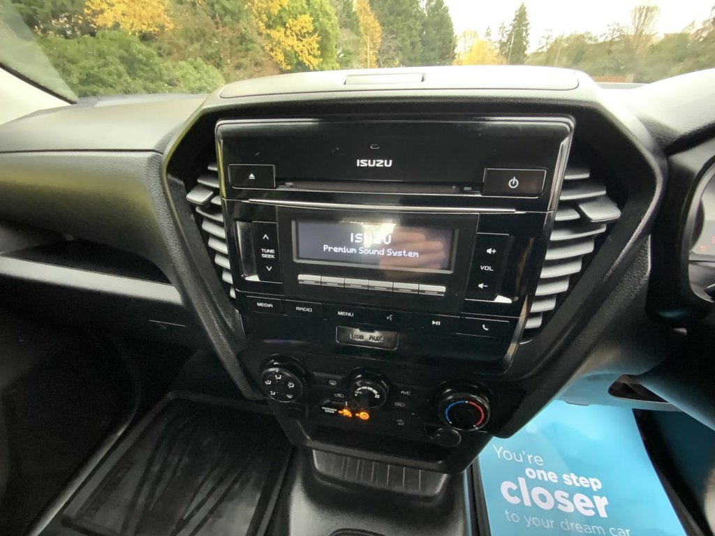 Used Isuzu D-Max 2022 for sale - 76617610: Photo 23