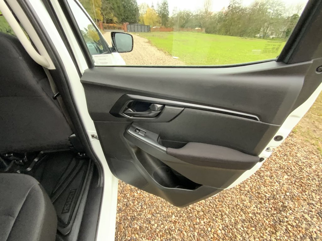 Used Isuzu D-Max 2022 for sale - 76617610: Photo 30