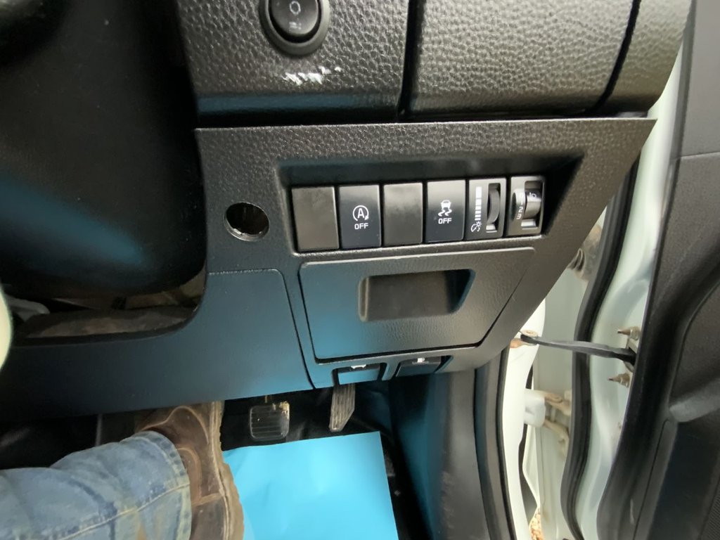 Used Isuzu D-Max 2022 for sale - 76617610: Photo 38