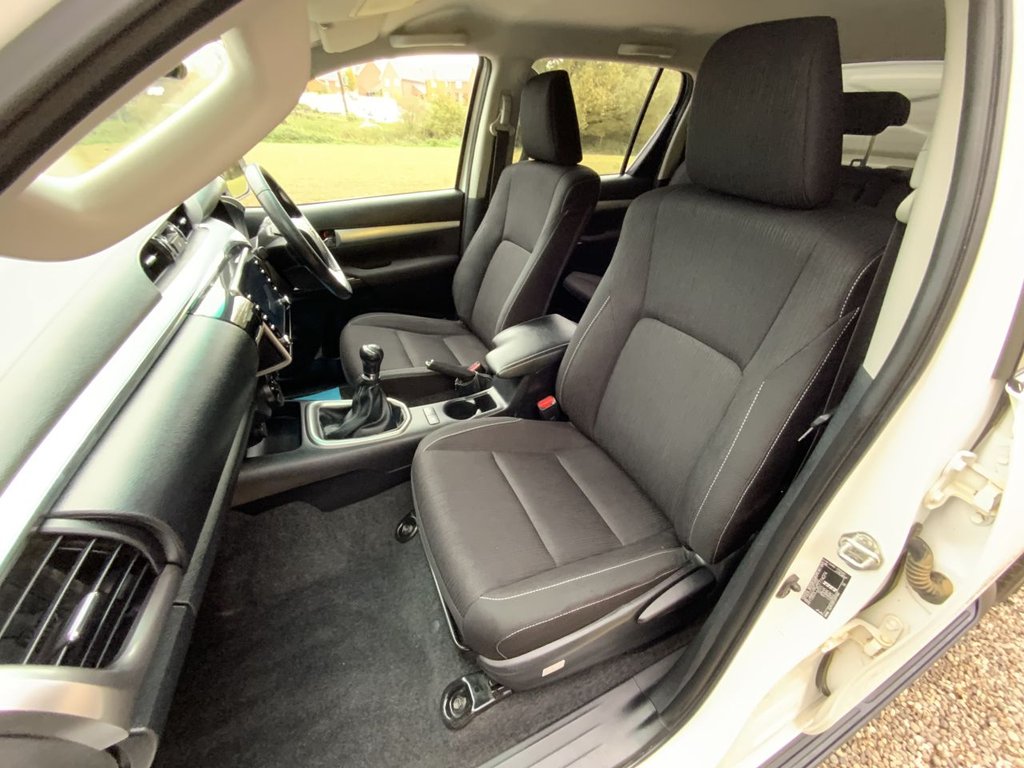 Used Toyota Hilux 2021 for sale - 76273923: Photo 10