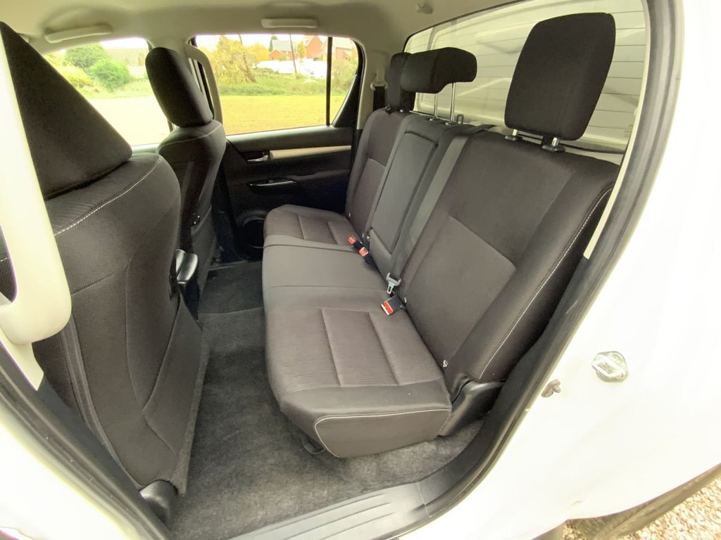 Used Toyota Hilux 2021 for sale - 76273923: Photo 13