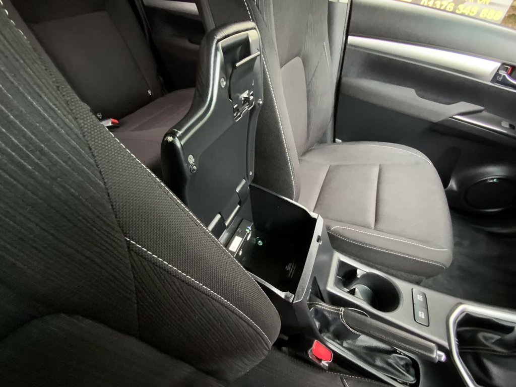 Used Toyota Hilux 2021 for sale - 76273923: Photo 24