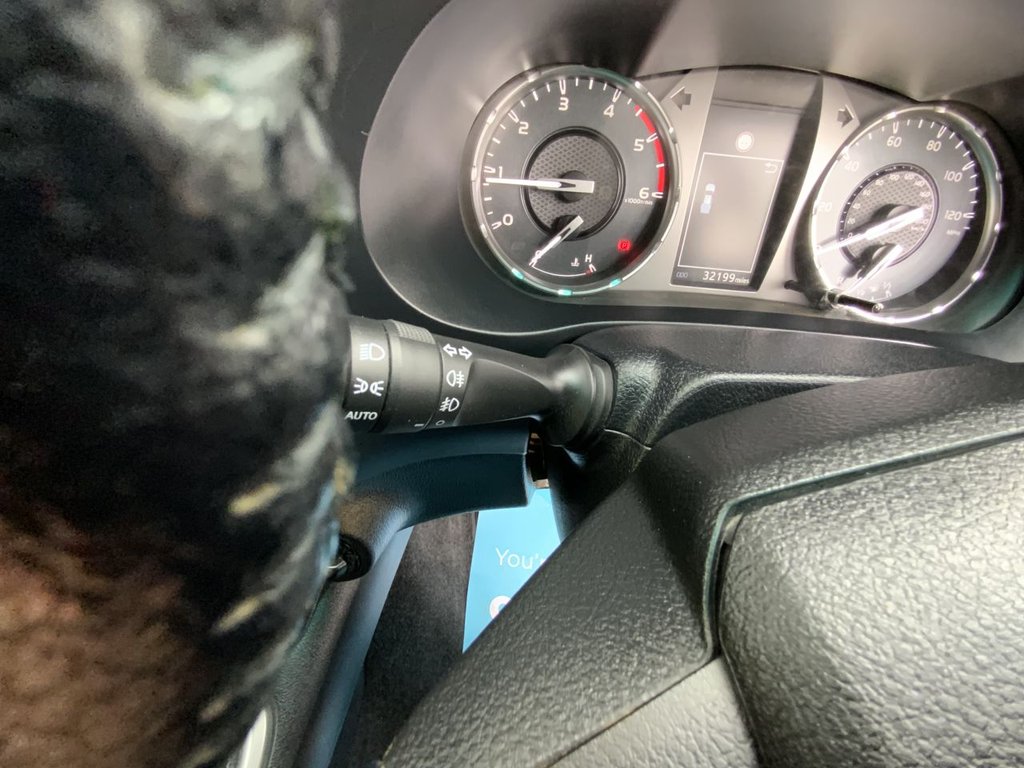 Used Toyota Hilux 2021 for sale - 76273923: Photo 30