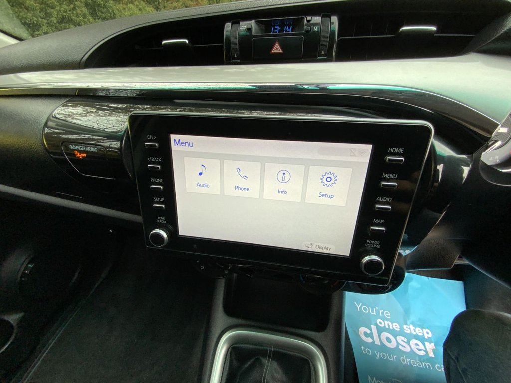 Used Toyota Hilux 2021 for sale - 76273923: Photo 32