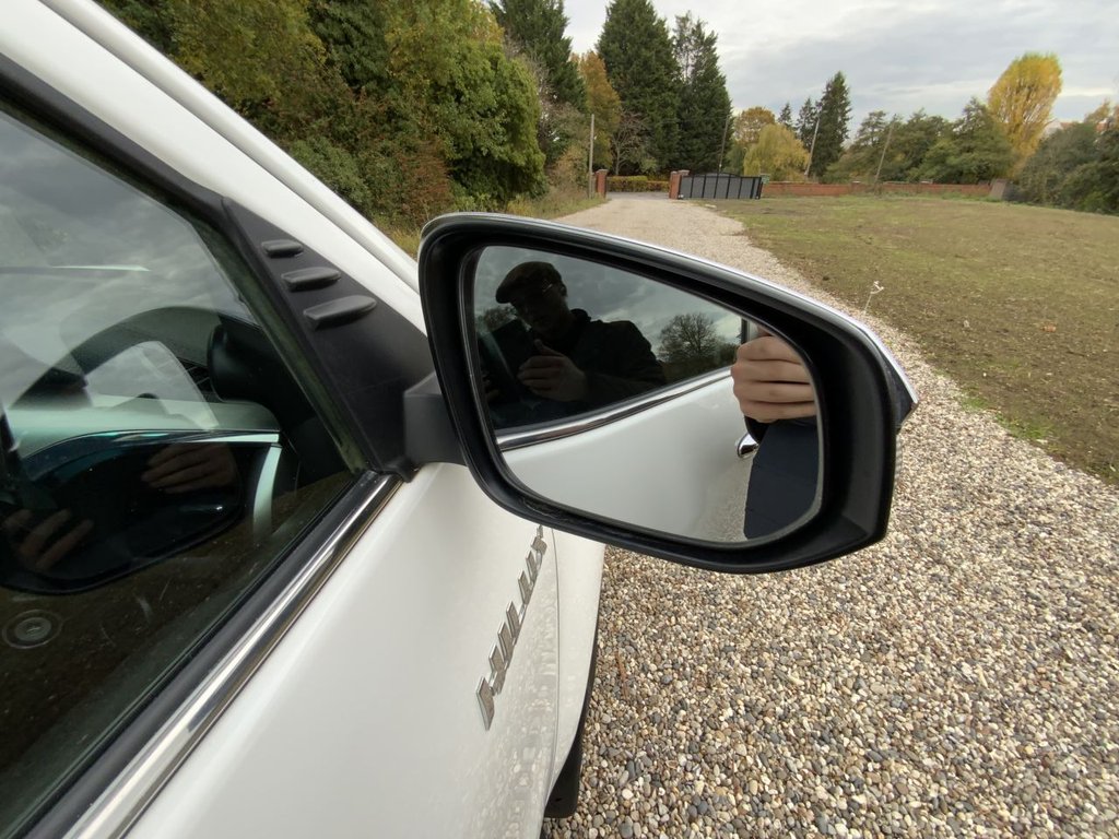 Used Toyota Hilux 2021 for sale - 76273923: Photo 35