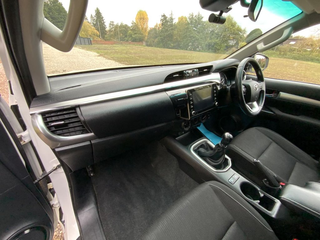 Used Toyota Hilux 2021 for sale - 76273923: Photo 9