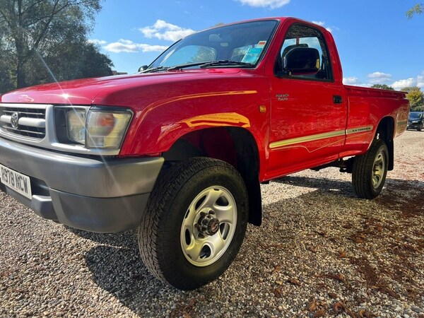 Used Toyota Hilux 1998 for sale - 71994211: Photo 13