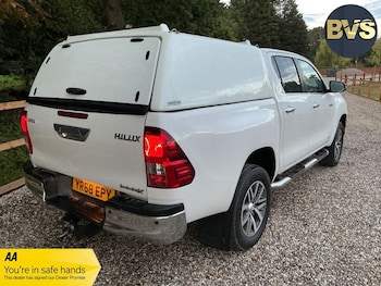 Used Toyota Hilux 2018 for sale - 79523195: Photo