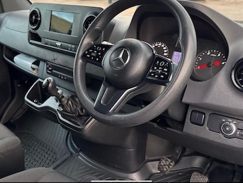 Used Mercedes-Benz Sprinter 2018 for sale - 76773036: Photo