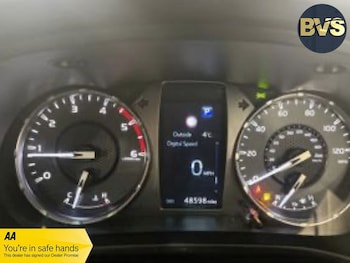 Used Toyota Hilux 2022 for sale - 78293471: Photo