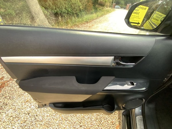 Used Toyota Hilux 2022 for sale - 75565114: Photo 18