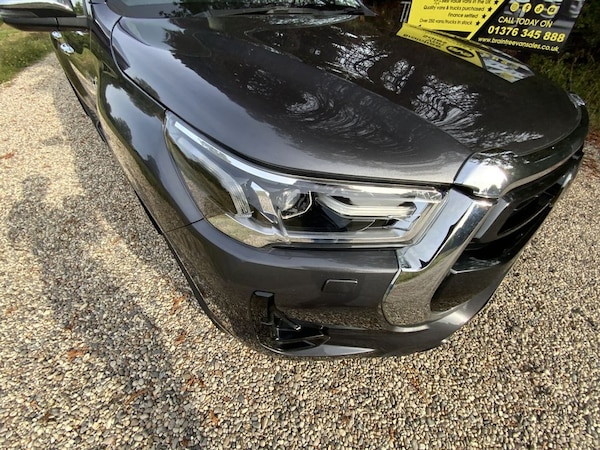 Used Toyota Hilux 2022 for sale - 75565114: Photo 31