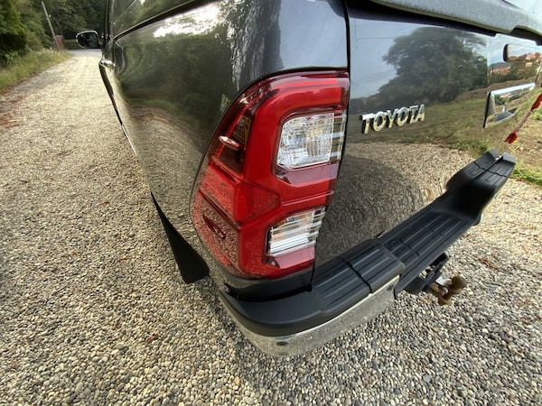 Used Toyota Hilux 2022 for sale - 75565114: Photo 38