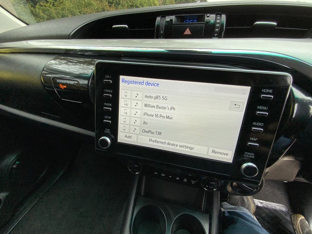 Used Toyota Hilux 2023 for sale - 77369329: Photo 38