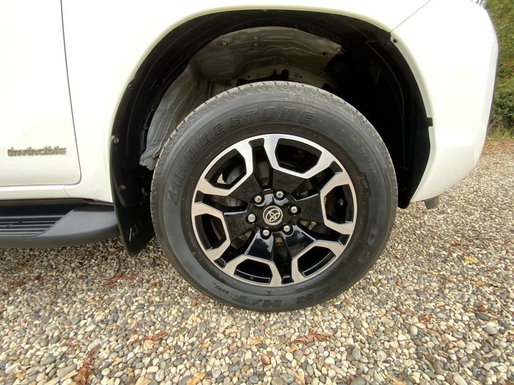 Used Toyota Hilux 2023 for sale - 77369329: Photo 48