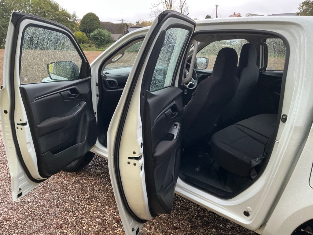Used Isuzu D-Max 2021 for sale - 76338577: Photo 15
