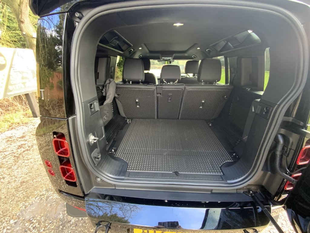 Used Land Rover Defender 2025 for sale - 77394717: Photo 14