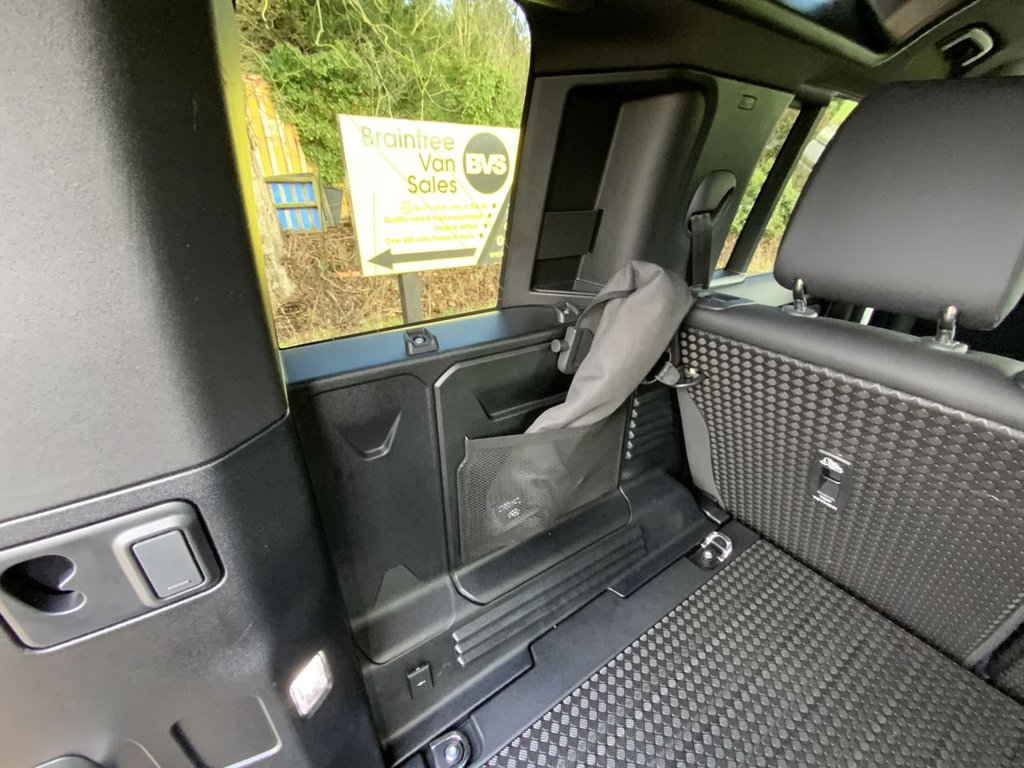 Used Land Rover Defender 2025 for sale - 77394717: Photo 23