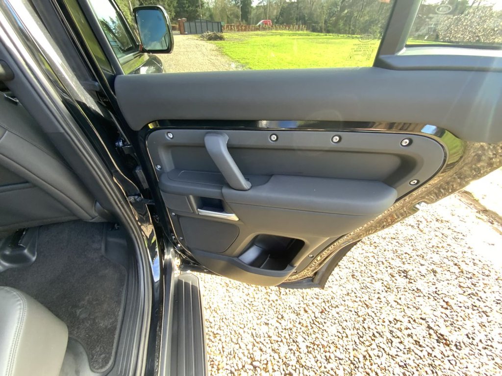 Used Land Rover Defender 2025 for sale - 77394717: Photo 26