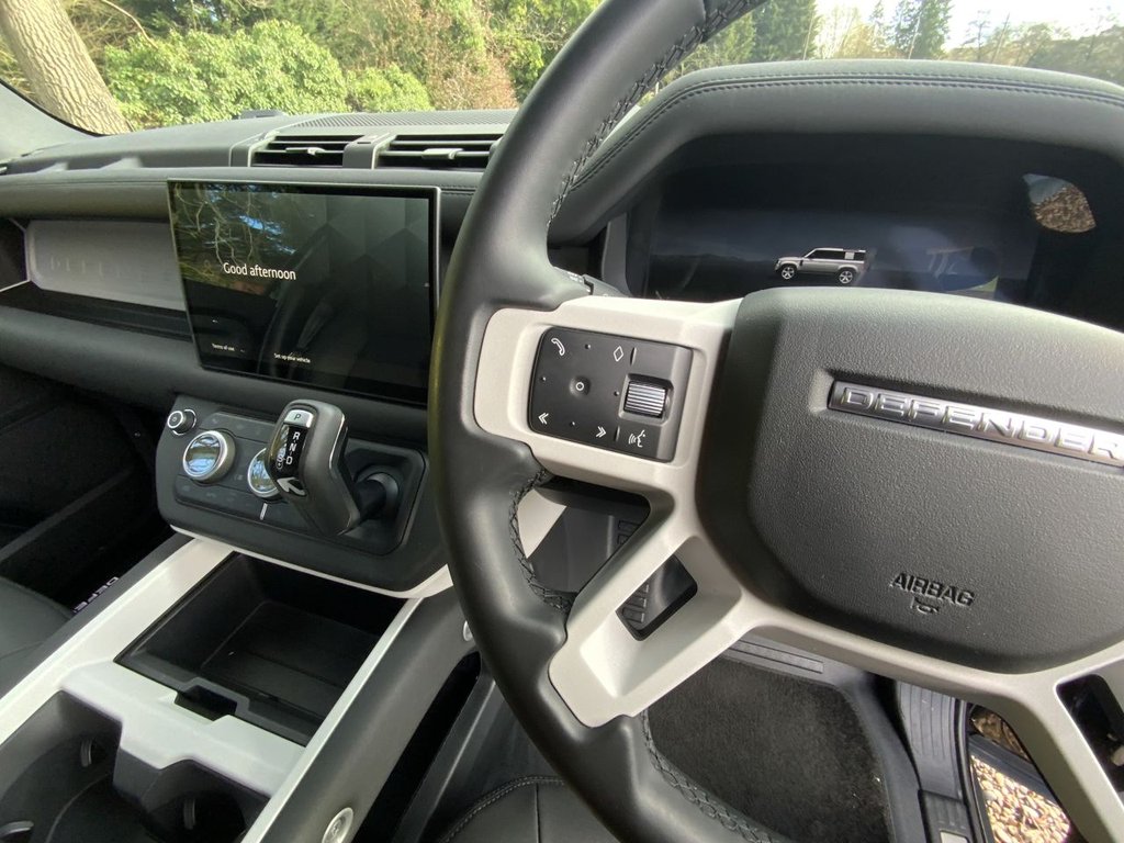 Used Land Rover Defender 2025 for sale - 77394717: Photo 37