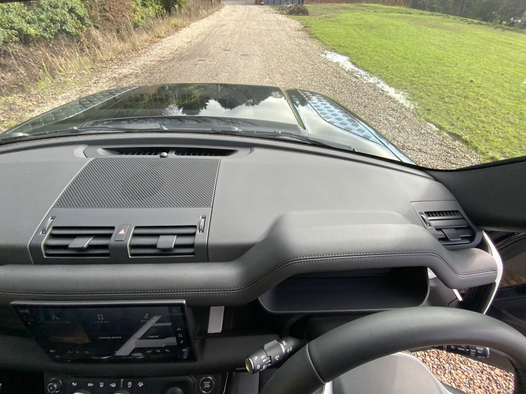 Used Land Rover Defender 2025 for sale - 77394717: Photo 48