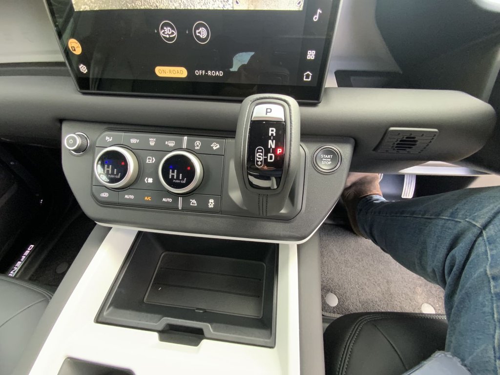 Used Land Rover Defender 2025 for sale - 77394717: Photo 49