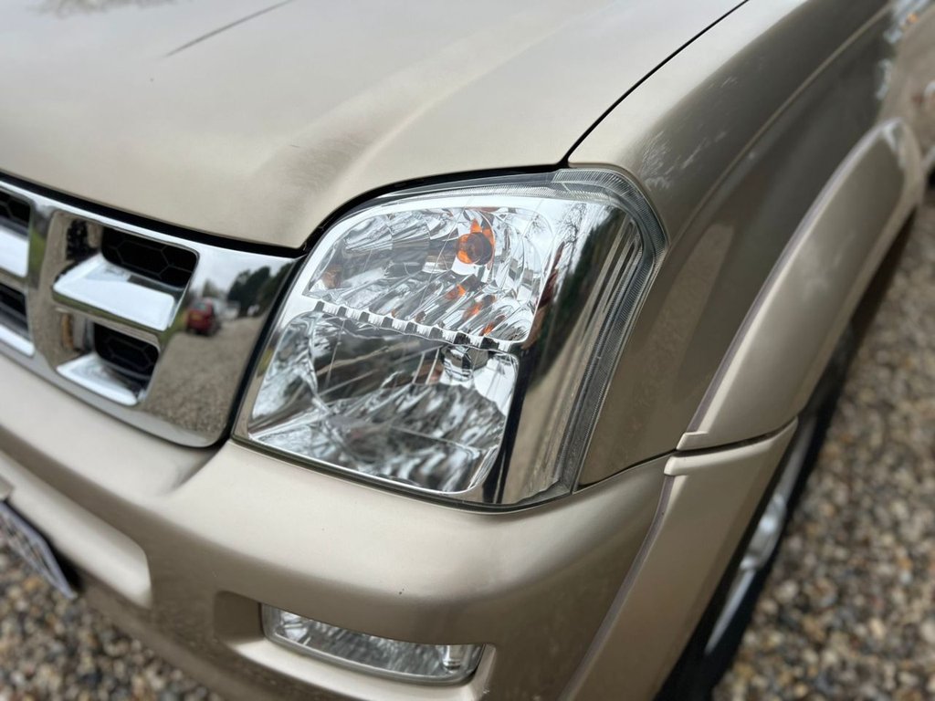 Used Isuzu Rodeo 2003 for sale - 76520805: Photo 46