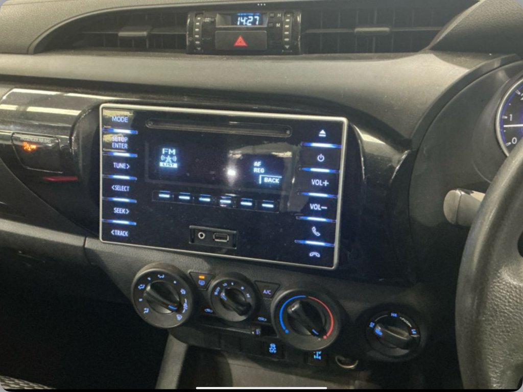 Used Toyota Hilux 2020 for sale - 76501030: Photo 13