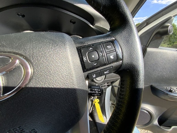 Used Toyota Hilux 2022 for sale - 75698226: Photo 37
