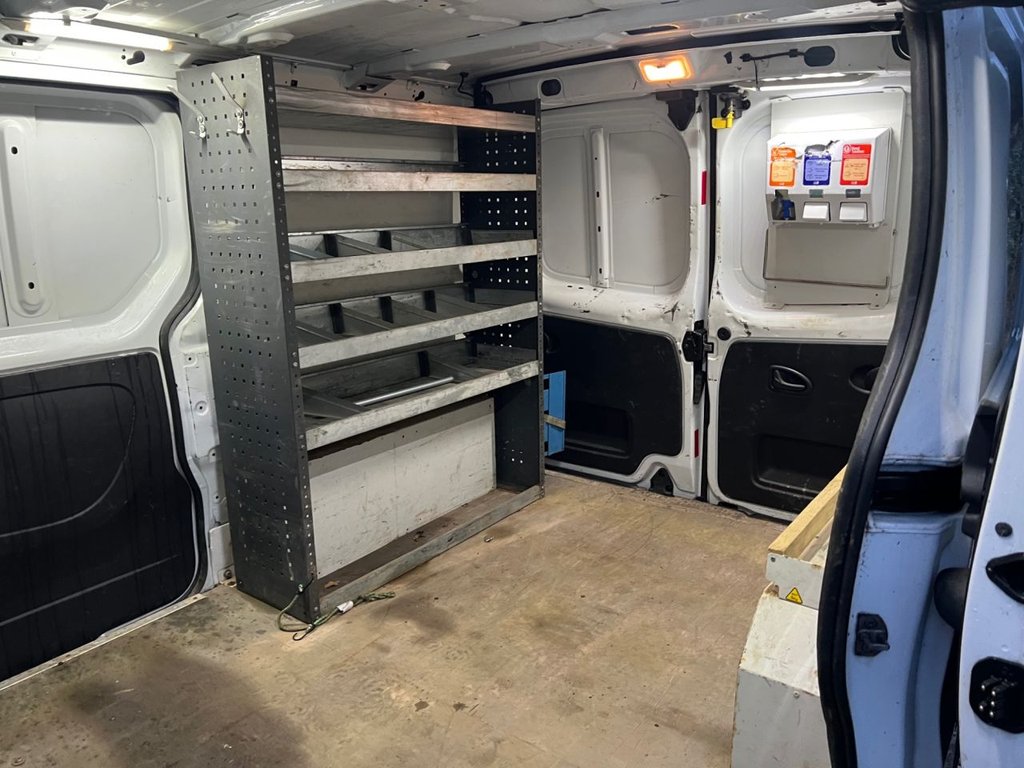 Used Vauxhall Vivaro 2015 for sale - 77388806: Photo 13