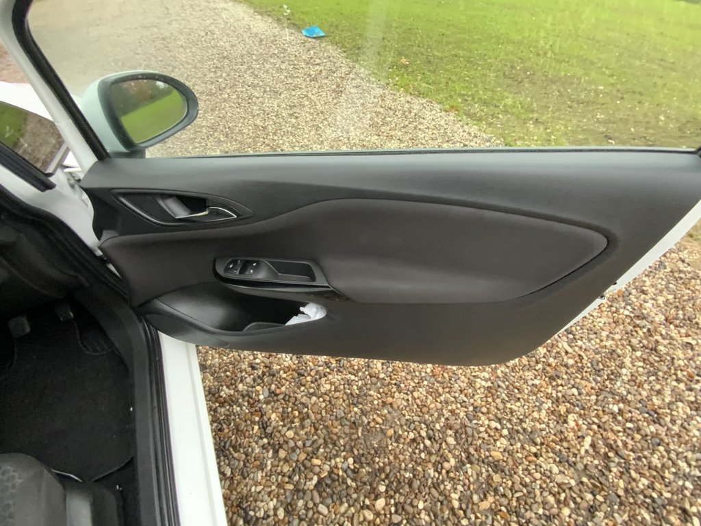Used Vauxhall Corsa Van 2016 for sale - 76745057: Photo 18