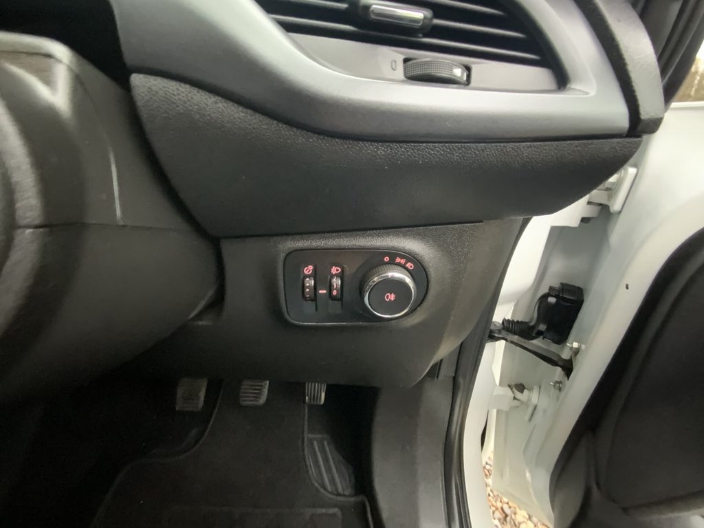 Used Vauxhall Corsa Van 2016 for sale - 76745057: Photo 20