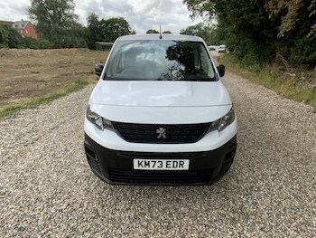 Used Peugeot Partner 2023 for sale - 75201116: Photo