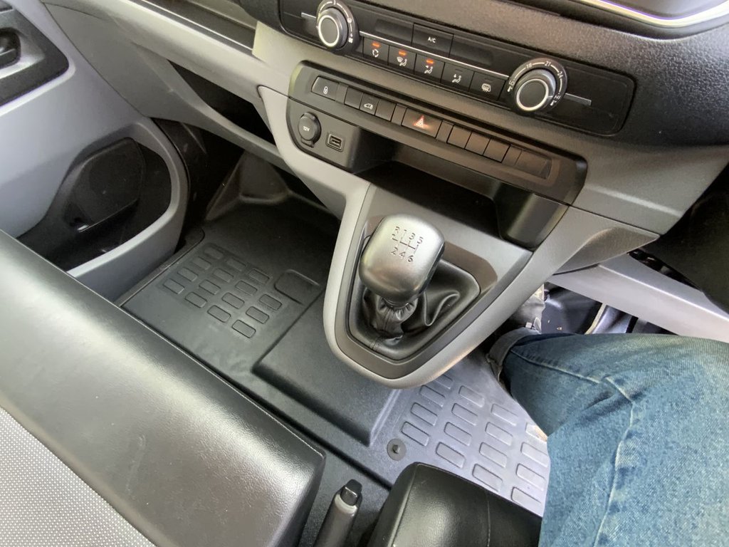 Used Vauxhall Vivaro 2021 for sale - 77397263: Photo 37