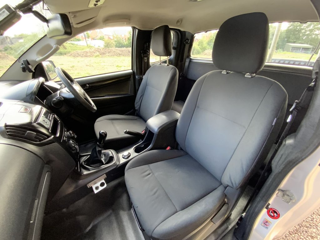 Used Isuzu D-Max 2018 for sale - 76934476: Photo 4